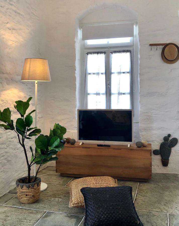 Nireas Stonehouse In Apollonia Sifnos Villa Dış mekan fotoğraf